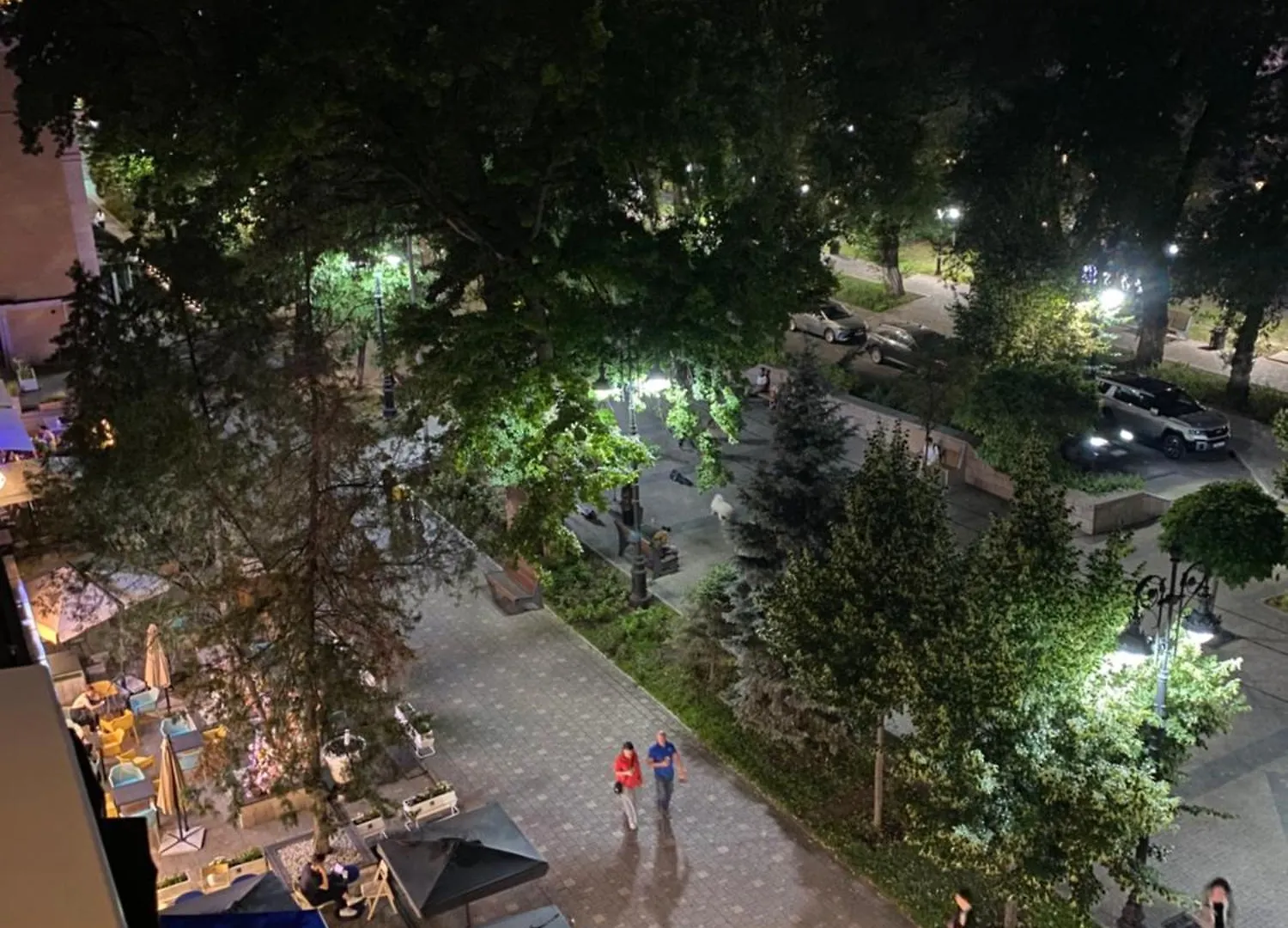 City Center One Bedroom Apartment Almatı